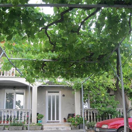 Apartments Miana Тиват Екстериор снимка