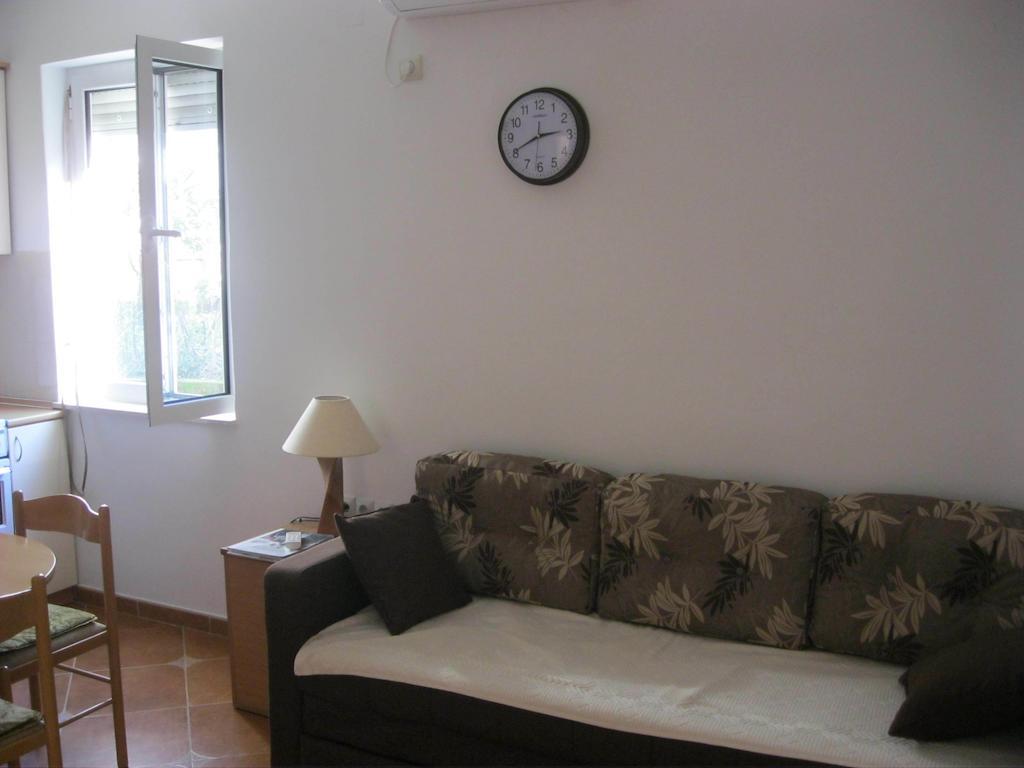 Apartments Miana Тиват Стая снимка