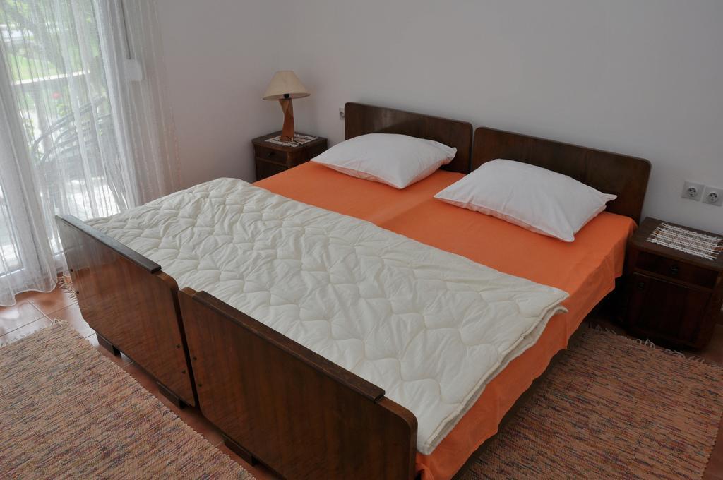 Apartments Miana Тиват Екстериор снимка